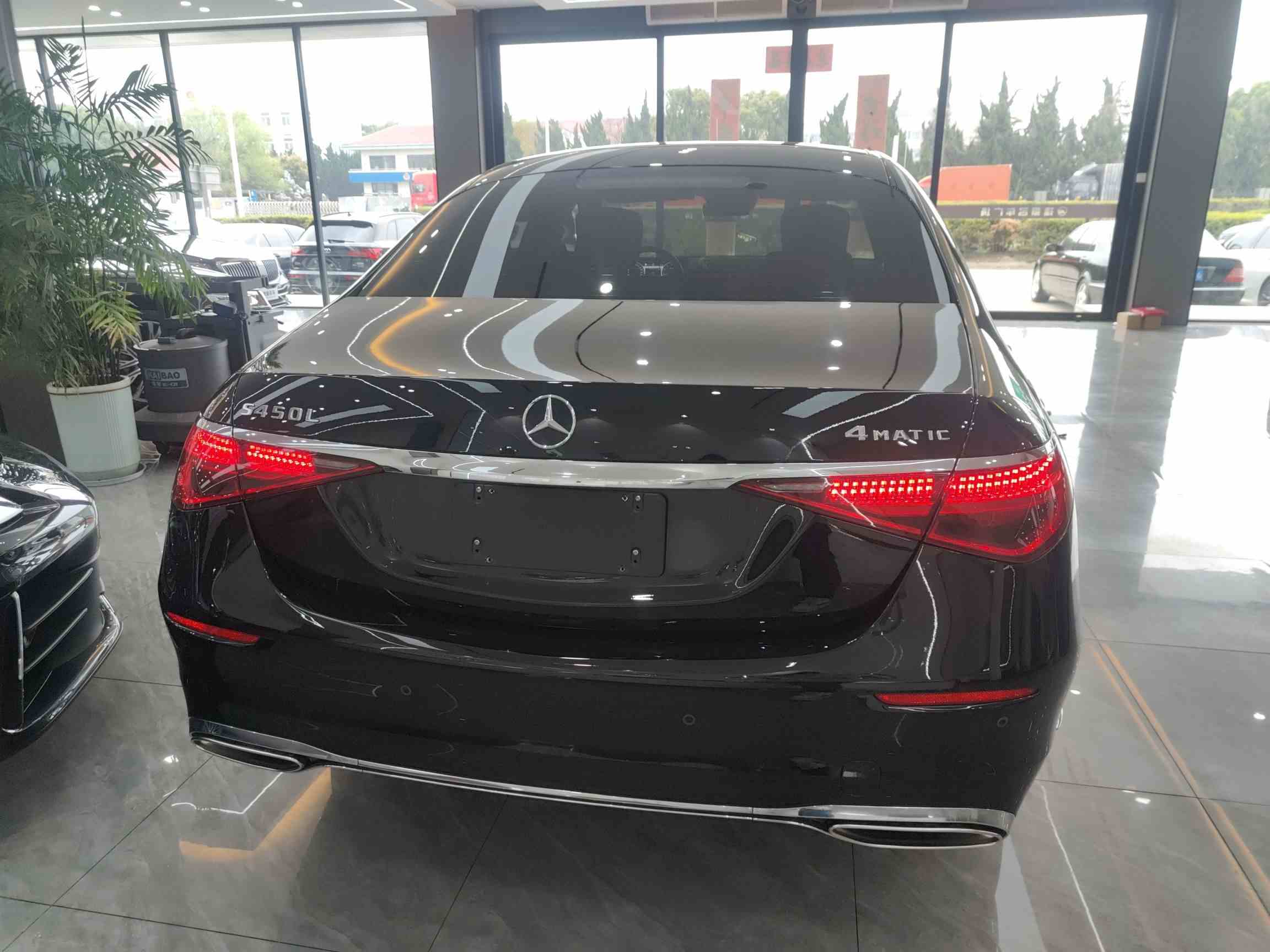 奔驰S级 2024款 改款 S 400 L 商务型(3)