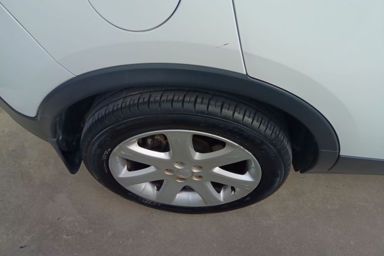 别克 昂科拉 2015款 1.4T 自动两驱都市精英型车身外观6008