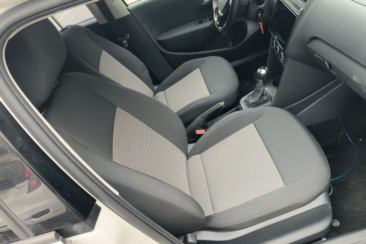 大众 Polo 2016款 1.4L 自动风尚型局部细节41