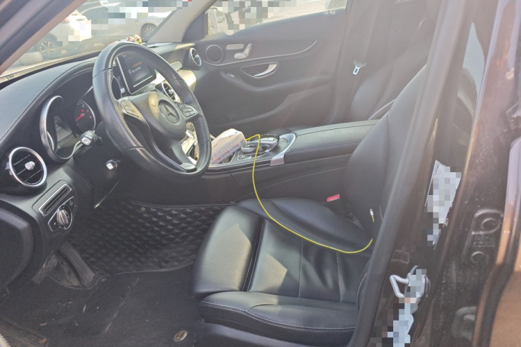 奔驰C级 2015款 C 200 L 运动型中控内饰19