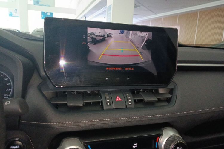 丰田 RAV4荣放 2023款 双擎 2.5L E-CVT两驱精英版中控内饰16