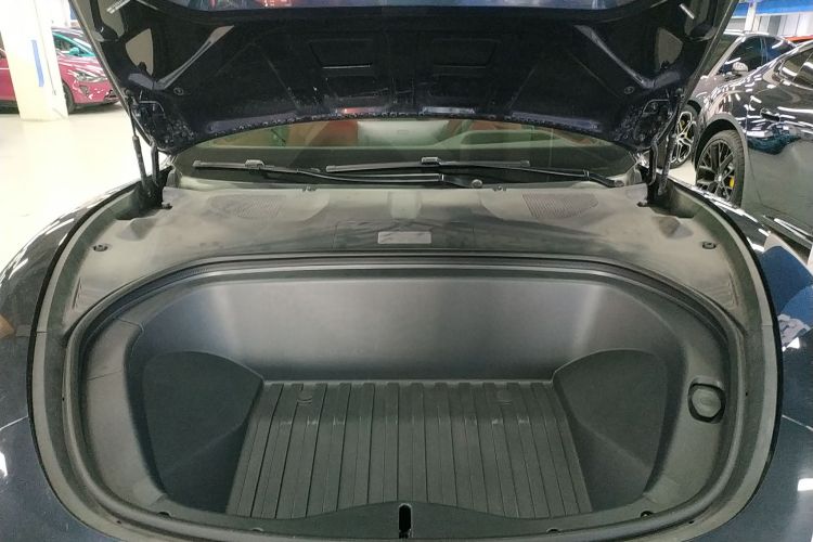 小米汽车 小米SU7 2024款 四驱超长续航高阶智驾Max版机舱底盘24