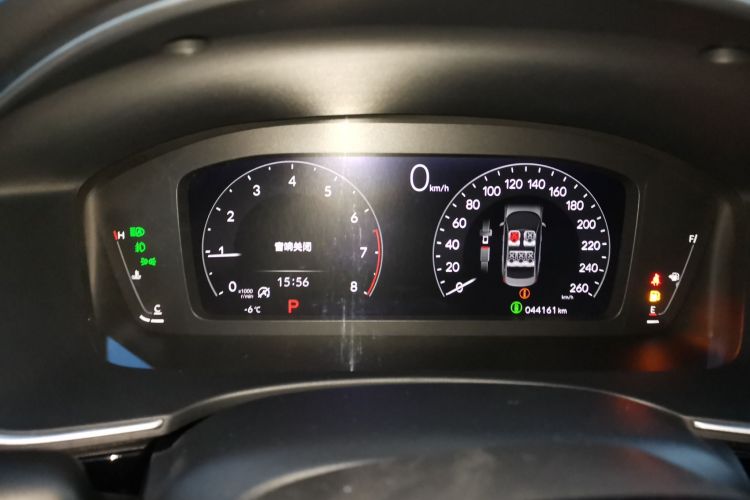 本田 思域 2022款 240TURBO CVT燃擎版中控内饰14
