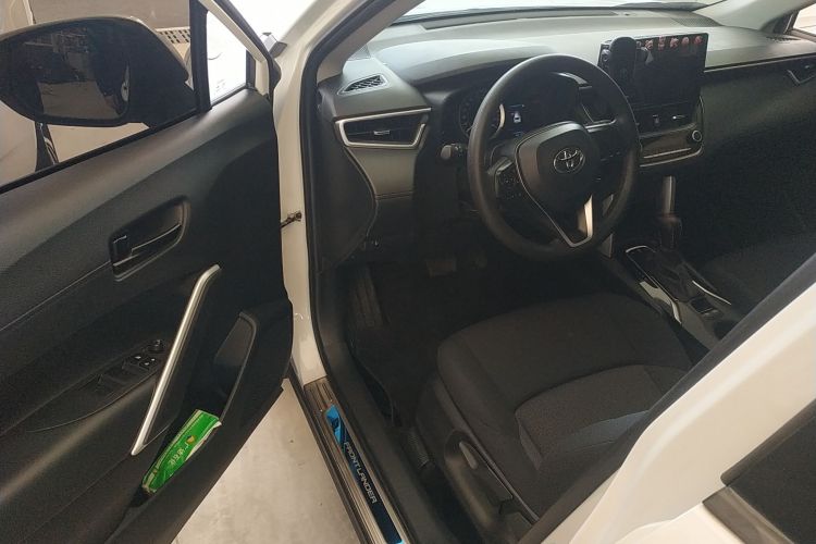 丰田 锋兰达 2022款 2.0L CVT精英版中控内饰20