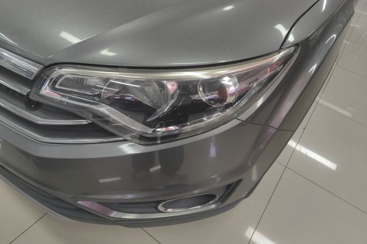 一汽 森雅R7 2016款 1.6L 手动豪华型局部细节36