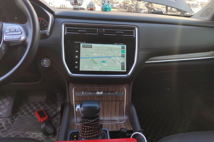 荣威RX8 2019款 30T 智联网两驱超群旗舰版局部细节16