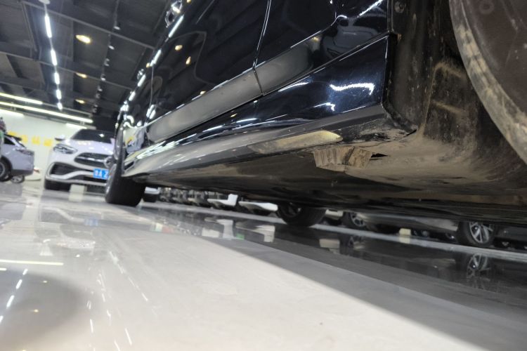 宝马3系 2024款 325Li M运动套装局部细节9001