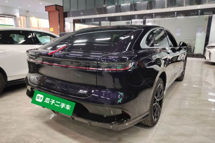 岚图汽车 岚图追光 2024款 PHEV 四驱超长续航旗舰版车身外观7
