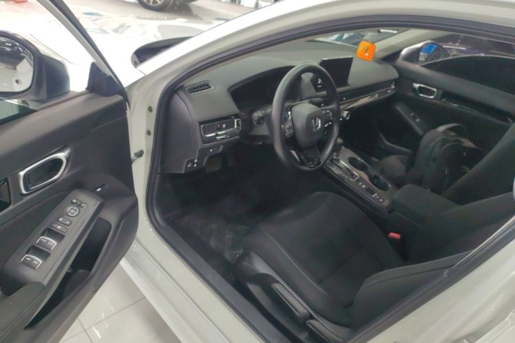 本田 思域 2022款 240TURBO CVT劲动版中控内饰20