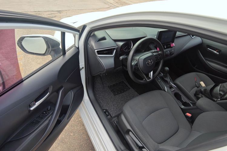 丰田 卡罗拉 2022款 TNGA 1.5L CVT先锋版中控内饰7003