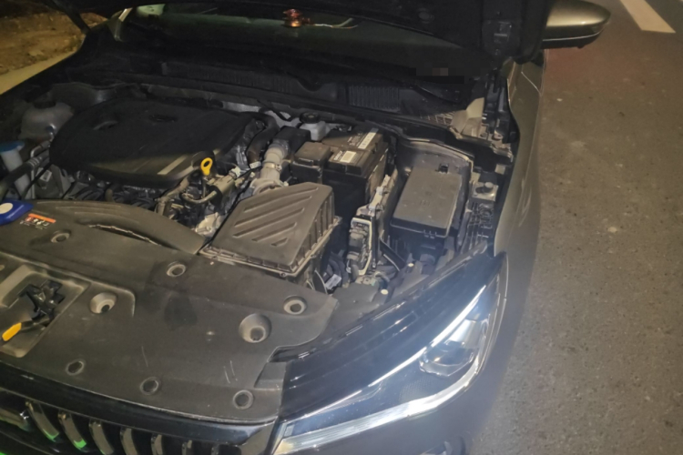 吉利汽车 帝豪 2025款 第4代 1.5L 手动龙腾版局部细节9007