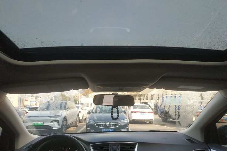 日产 轩逸 2014款 1.6XV CVT尊享版局部细节22