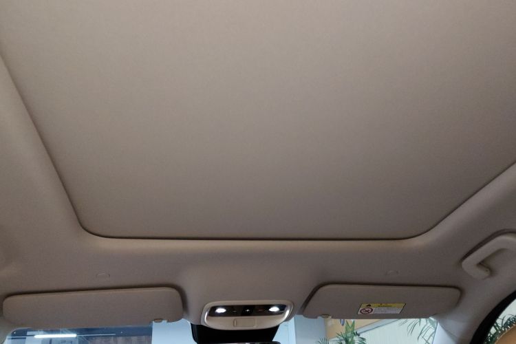 鸿蒙智行 问界M7 2022款 1.5T 后驱舒适版中控内饰22