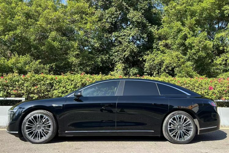 鸿蒙智行 享界S9 2024款 纯电 Ultra 四驱旗舰版车身外观4