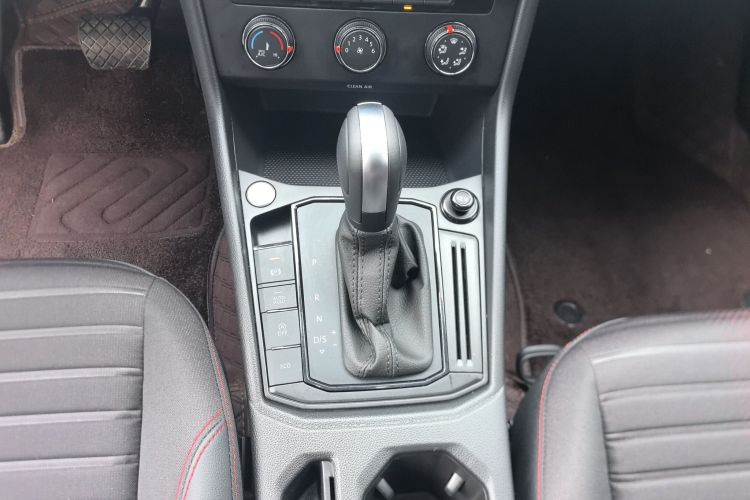 大众 朗逸 2024款 300TSI DSG星空满逸版中控内饰18