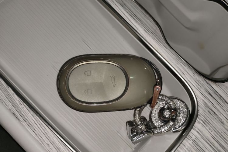 蔚来ES7 2022款 100kWh中控内饰11