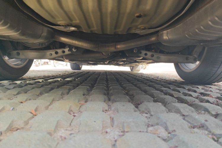 别克 君越 2018款 28T 精英型局部细节9009