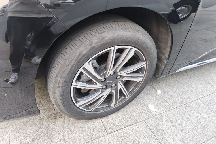 上汽大通MAXUS 大通G90 2022款 2.0T 星际七座版车身外观6007