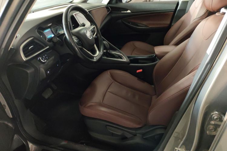 别克GL6 2018款 18T 6座豪华型中控内饰19