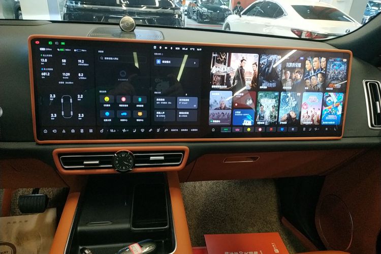 理想汽车 理想L9 2023款 Pro中控内饰16