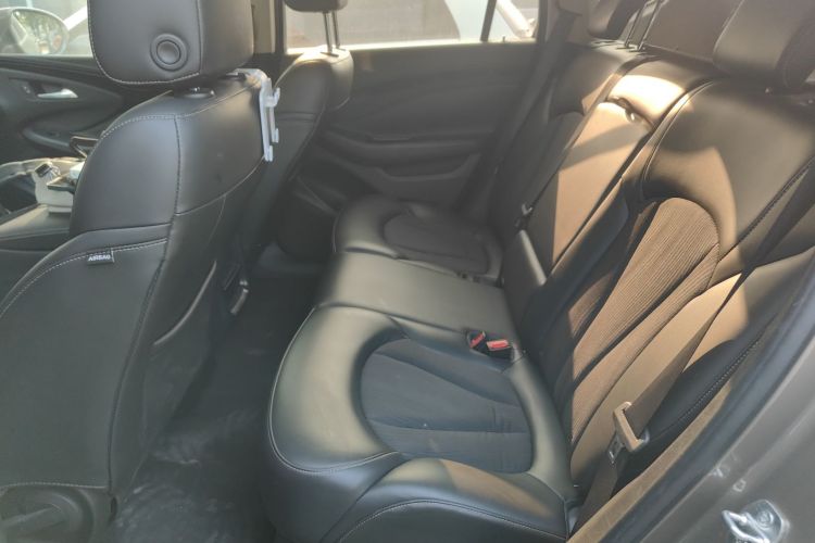 别克 昂科威 2017款 20T 两驱技术型中控内饰21