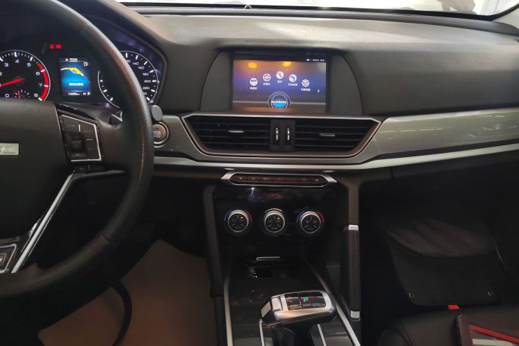 哈弗H6 2019款 运动版 1.5T 自动两驱精英型 国VI中控内饰16