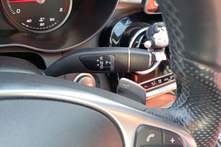 奔驰C级 2018款 C 200 运动版中控内饰18