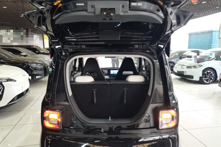 吉利银河 2025款 210km 熊猫卡丁机舱底盘23