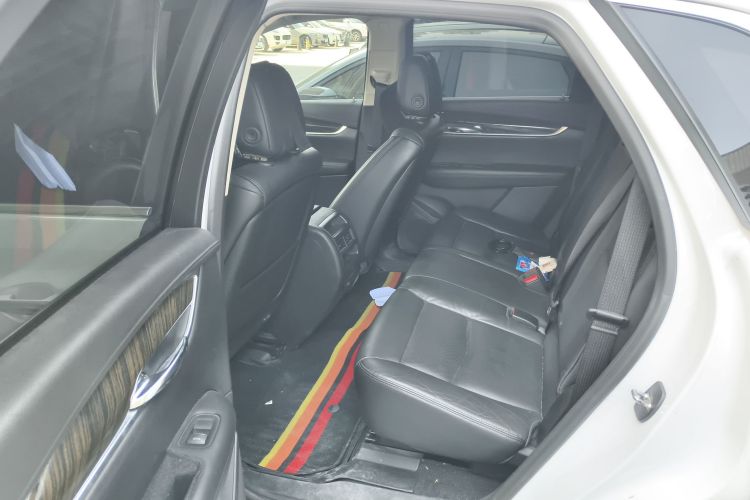 凯迪拉克XT5 2018款 28T 四驱豪华型中控内饰7004