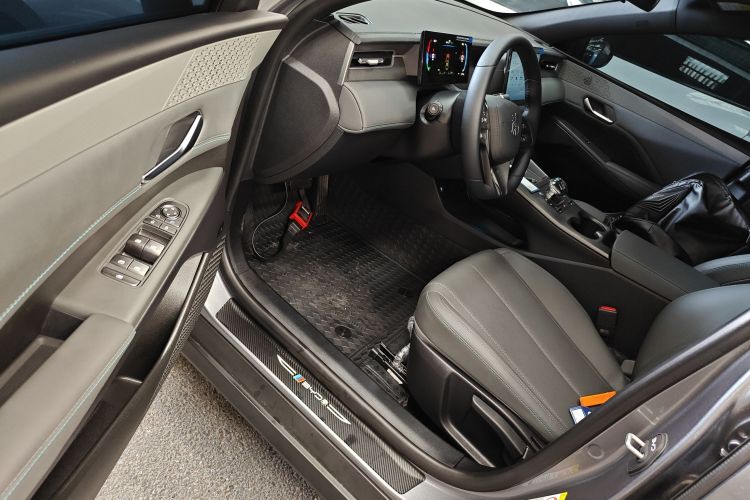 比亚迪 秦PLUS 2025款 DM-i 智驾版 55KM领先型中控内饰20