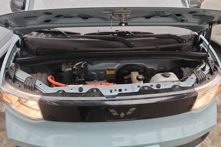 五菱汽车 宏光MINIEV 2021款 马卡龙臻享款 三元锂机舱底盘24