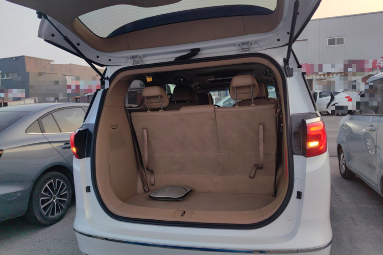 别克GL8 2017款 ES 28T 尊享型 国V局部细节23