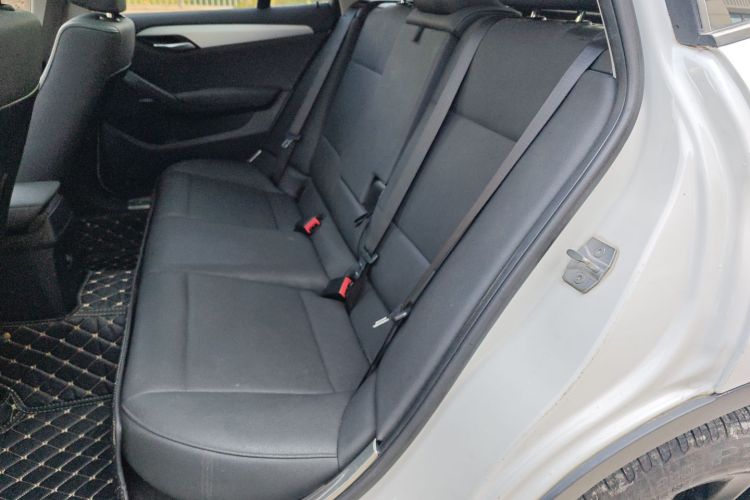 宝马X1 2014款 sDrive18i 领先型中控内饰21