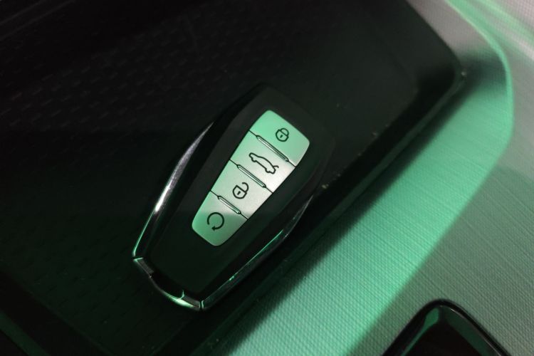 吉利汽车 星瑞 2023款 2.0TD 尊贵型中控内饰11