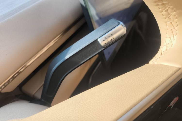 星途 星纪元 ET 2024款 增程 200 Plus中控内饰18