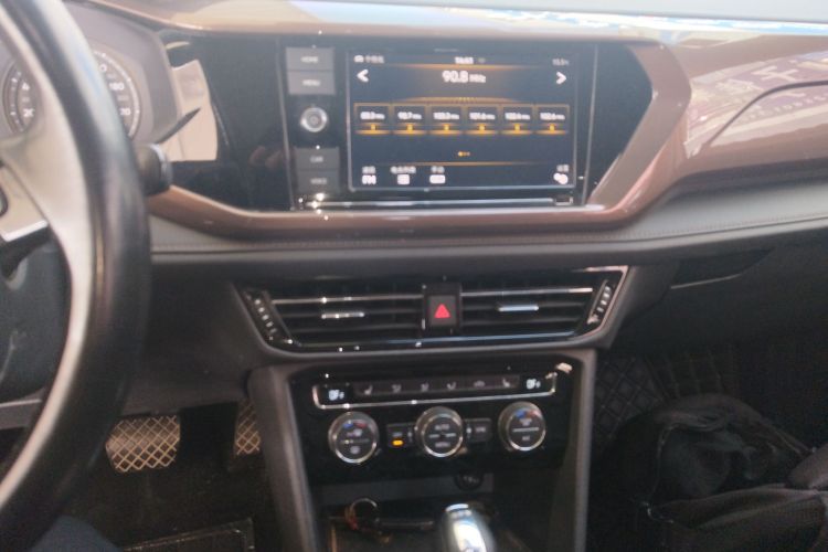 大众 途岳 2019款 280TSI 两驱豪华版 国VI中控内饰16