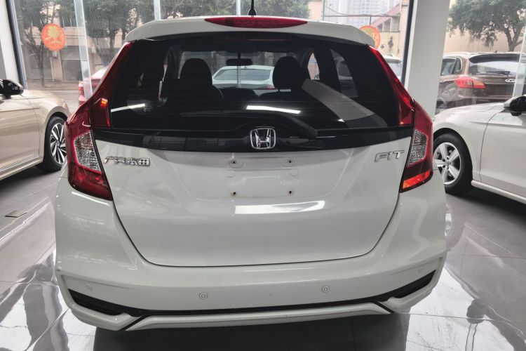 本田 飞度 2018款 1.5L CVT舒适版车身外观6