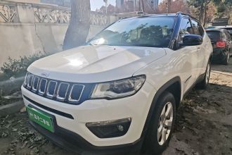 Jeep 指南者 2019款 220T 自动家享炫酷版