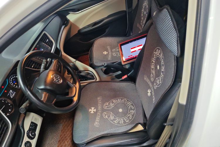 别克 英朗 2017款 15N 自动进取型局部细节19