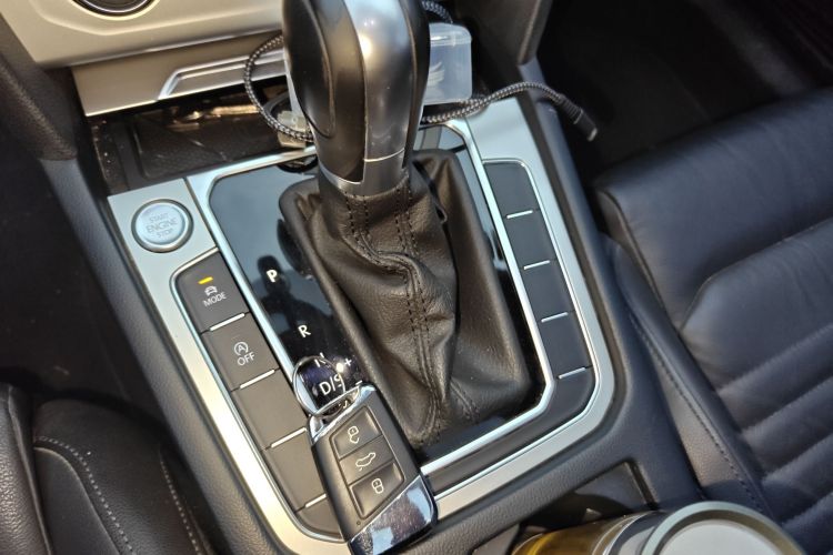 大众 蔚揽 2018款 380TSI 两驱舒行版中控内饰18