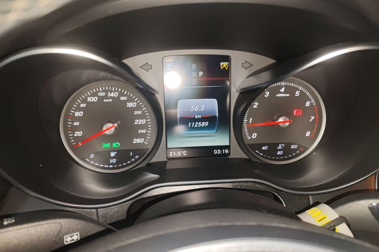 奔驰GLC轿跑 2018款 GLC 260 4MATIC 轿跑SUV中控内饰14