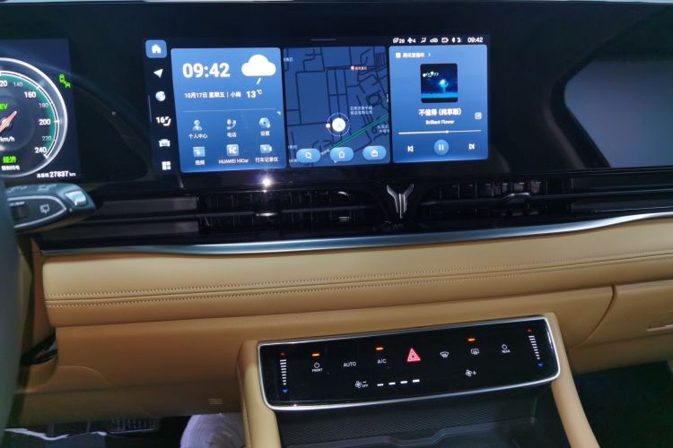 岚图汽车 岚图梦想家 2024款 PHEV 超长续航旗舰版局部细节16