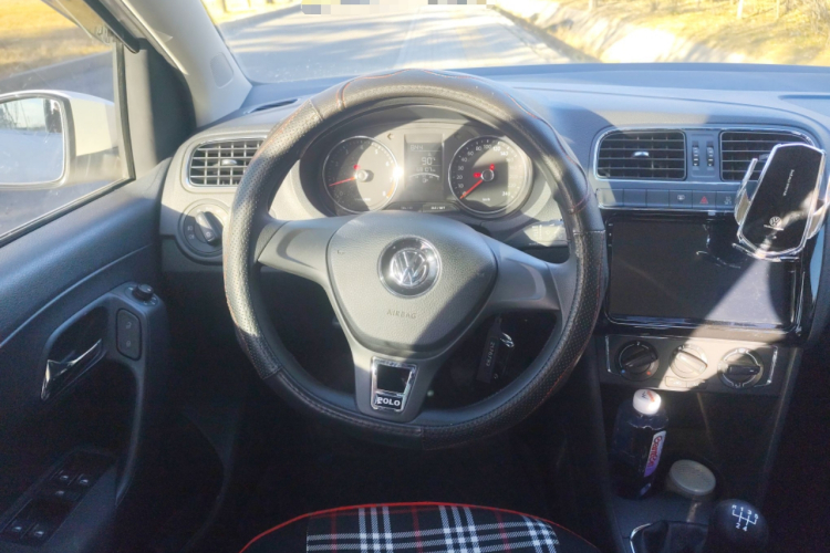 大众 Polo 2014款 1.6L 手动舒适版局部细节13