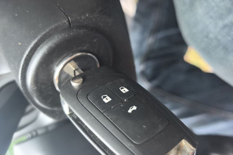 别克 英朗 2016款 15N 自动精英型中控内饰7001