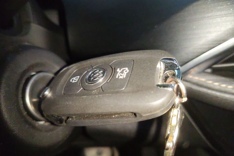 别克 威朗 2023款 Pro 乐享版中控内饰7001