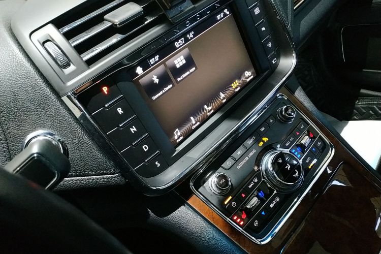 林肯大陆 2017款 3.0T 四驱尊耀版局部细节18