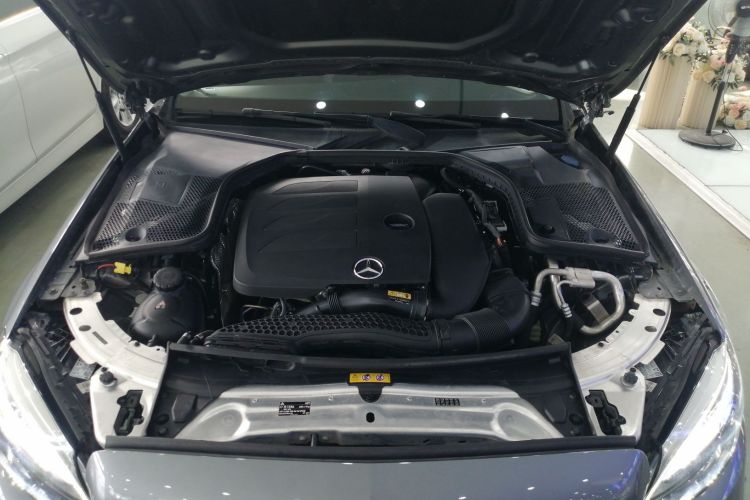 奔驰C级 2020款 改款 C 200 L 时尚型运动版局部细节24