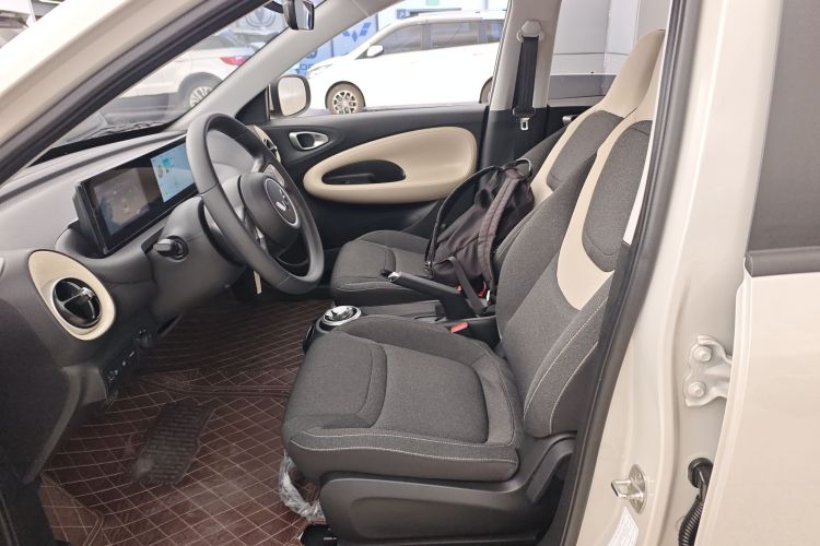 五菱汽车 五菱缤果 2023款 333km 快享款局部细节19