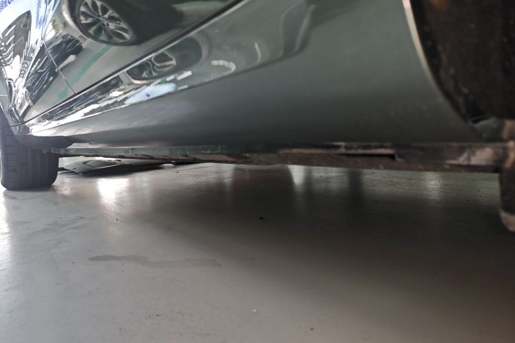 鸿蒙智行 问界M5 2022款 纯电后驱标准版局部细节9002