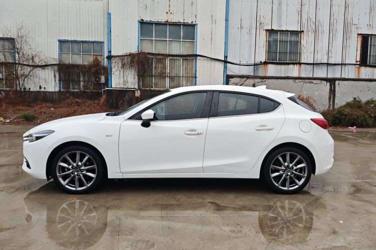 马自达3 昂克赛拉 2017款 两厢 2.0L 自动运动型 国V车身外观4